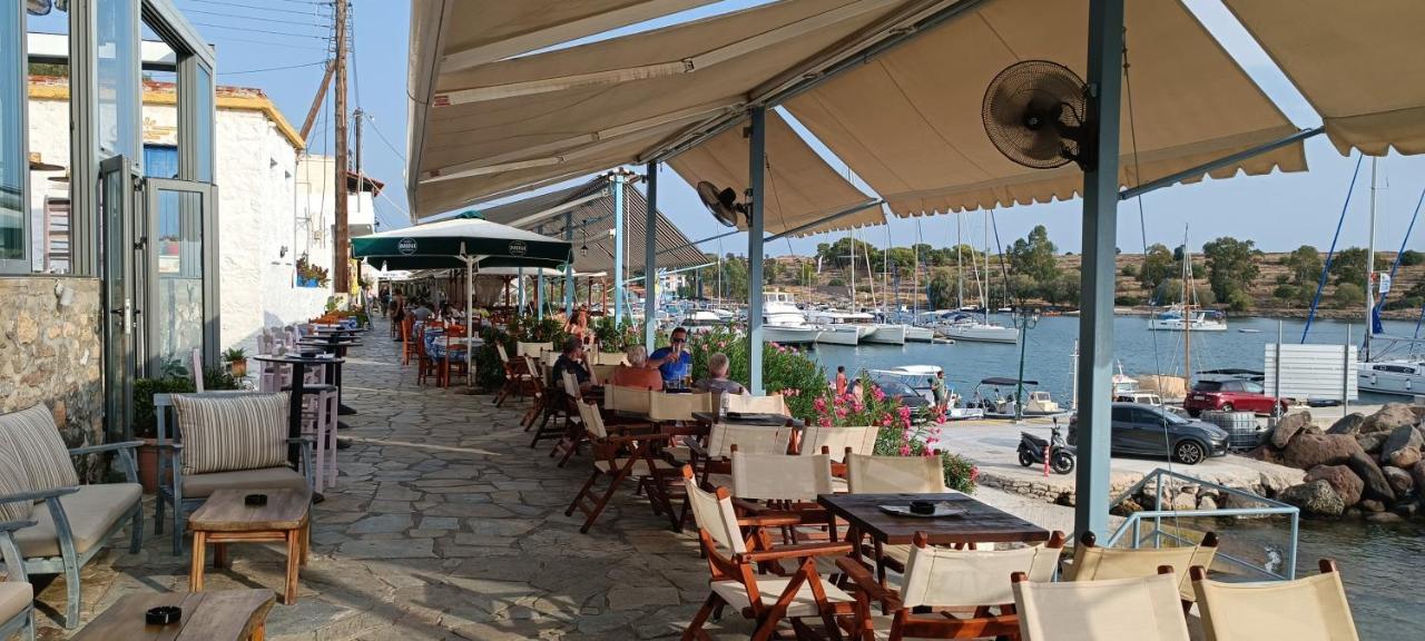 Villa Περδικα Των Ανεμων Perdika  Esterno foto