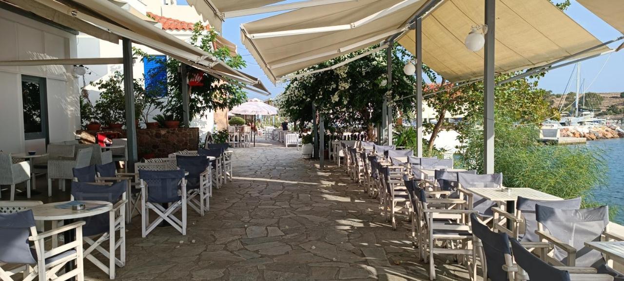 Villa Περδικα Των Ανεμων Perdika  Esterno foto